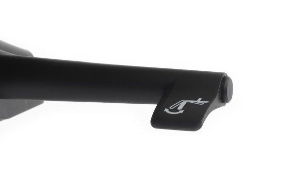 Кресло для руководителя Aura FK005-A. Фото 12