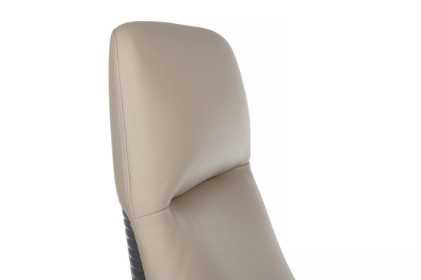 Кресло для руководителя Verdi A655. Фото 7